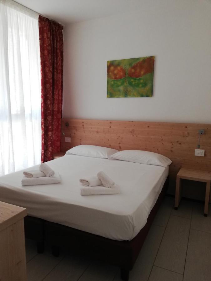 Colle Ameno Room And Breakfast Роверето Экстерьер фото