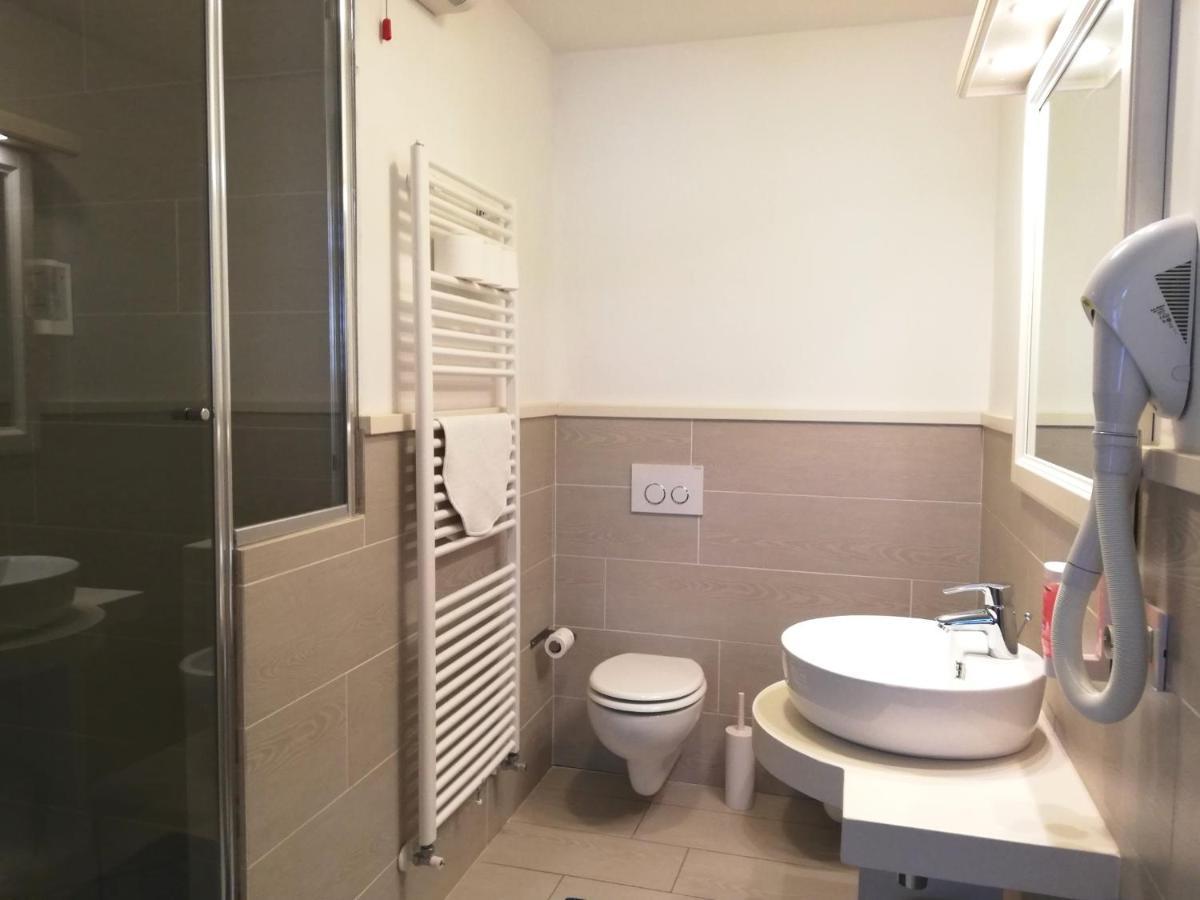 Colle Ameno Room And Breakfast Роверето Экстерьер фото