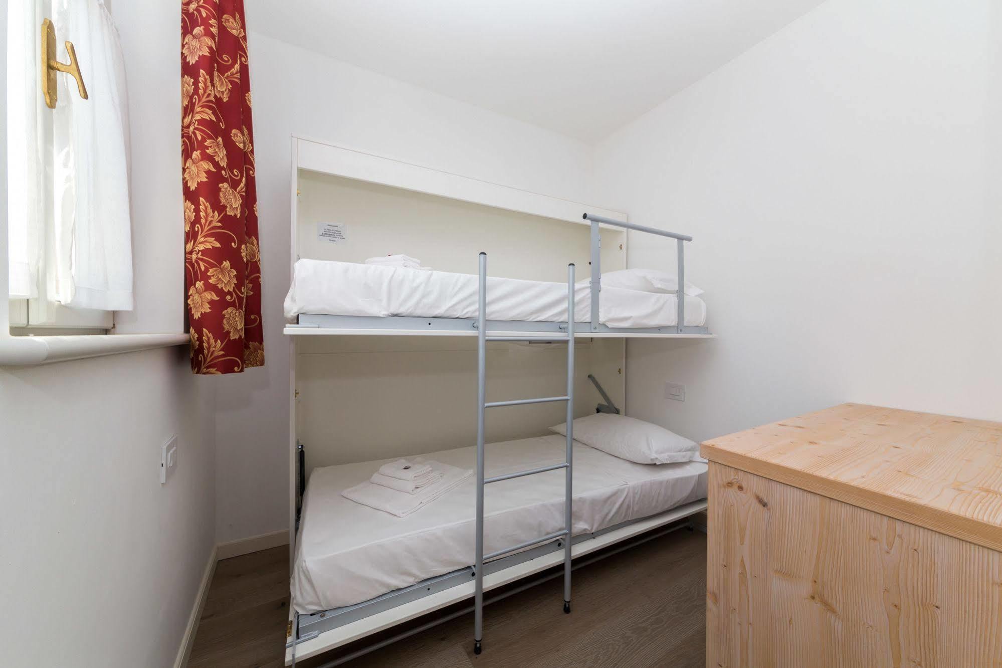 Colle Ameno Room And Breakfast Роверето Экстерьер фото