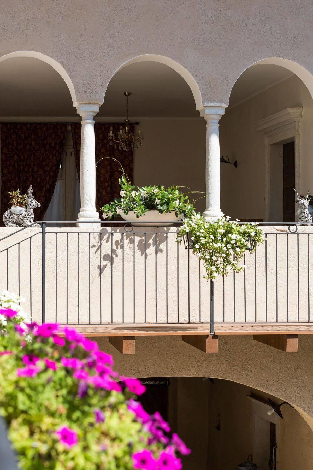 Colle Ameno Room And Breakfast Роверето Экстерьер фото