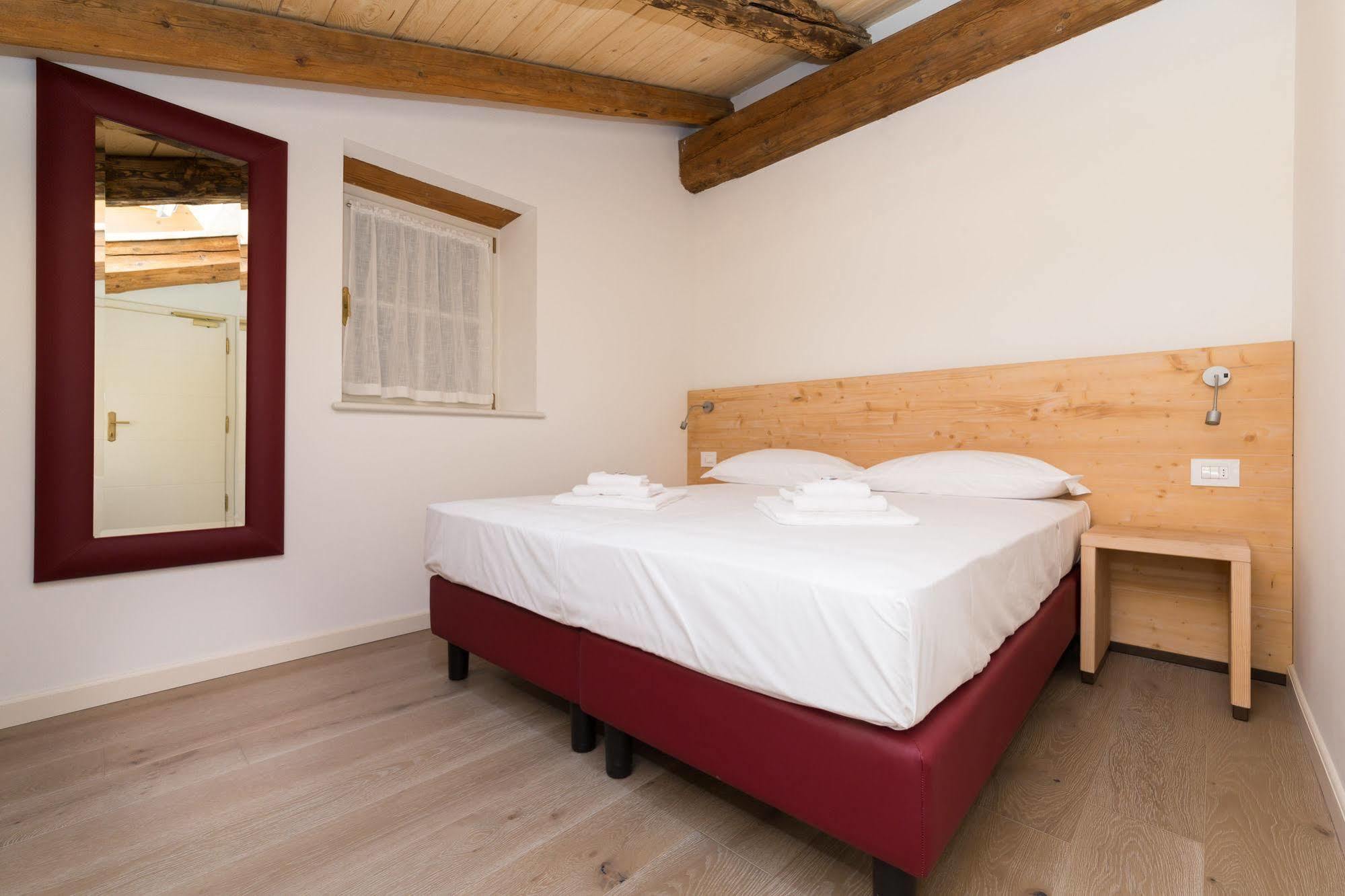 Colle Ameno Room And Breakfast Роверето Экстерьер фото